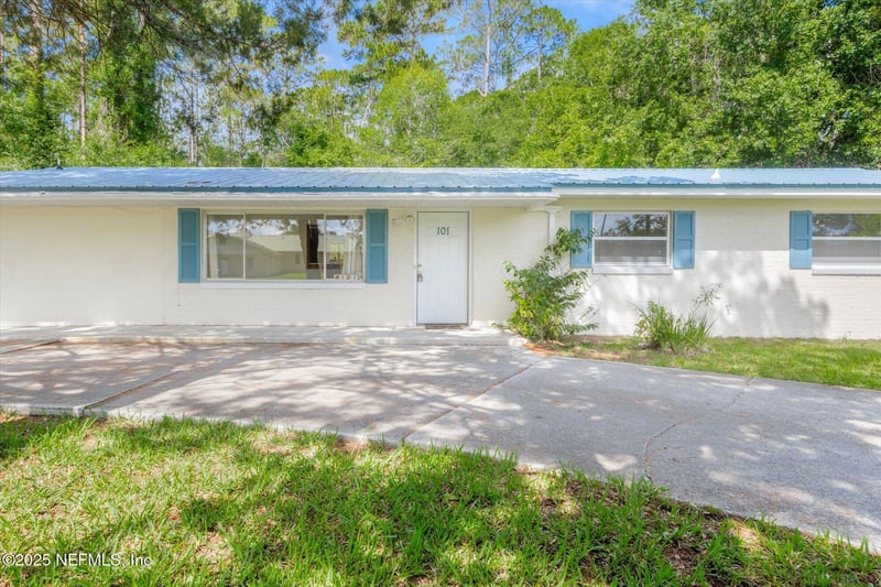 101 Pioneer Rd, Palatka, FL 32177