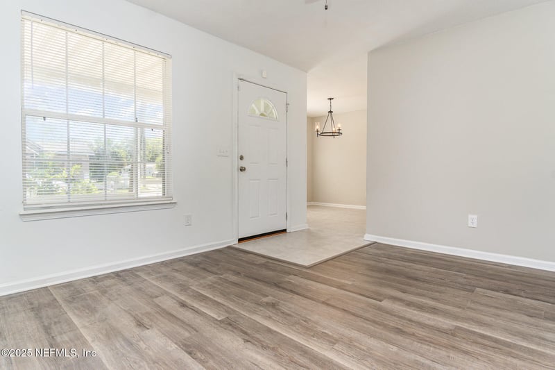 1233 Van Buren St, Jacksonville, FL 32206