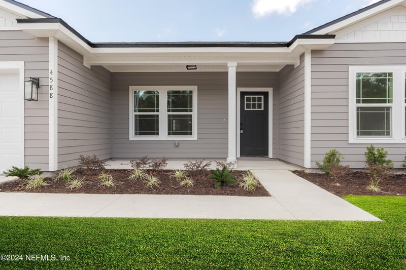 5545 Buzzie Ln, Middleburg, FL 32068