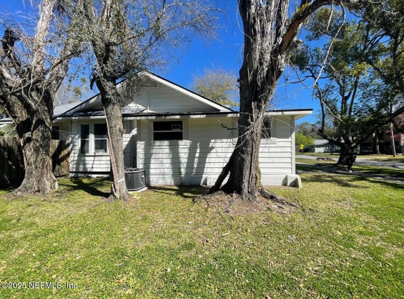 2897 Post St, Jacksonville, FL 32205