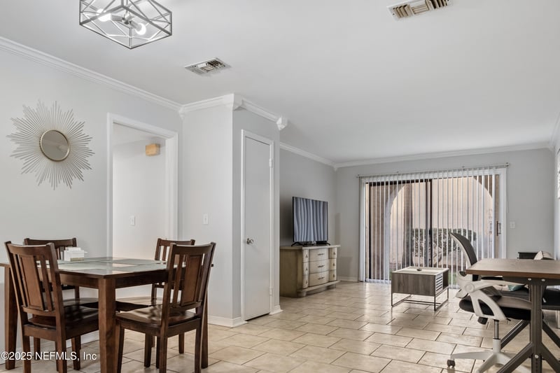 7341 El Ocho Rd #1, Jacksonville, FL 32216