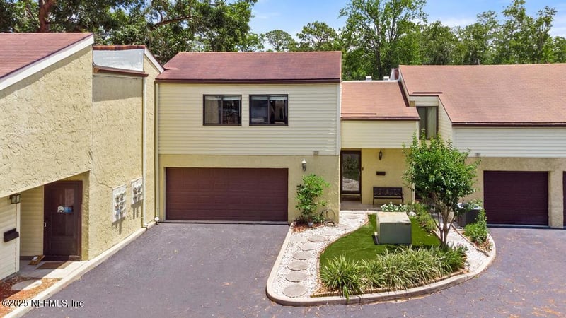 5400 La Moya Ave #30, Jacksonville, FL 32210