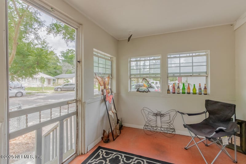 9042 7th Ave, Jacksonville, FL 32208