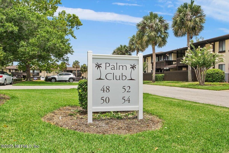 54 Club House Dr #107, Palm Coast, FL 32137