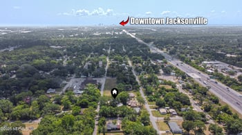 8166 Stuart Ave, Jacksonville, FL 32220