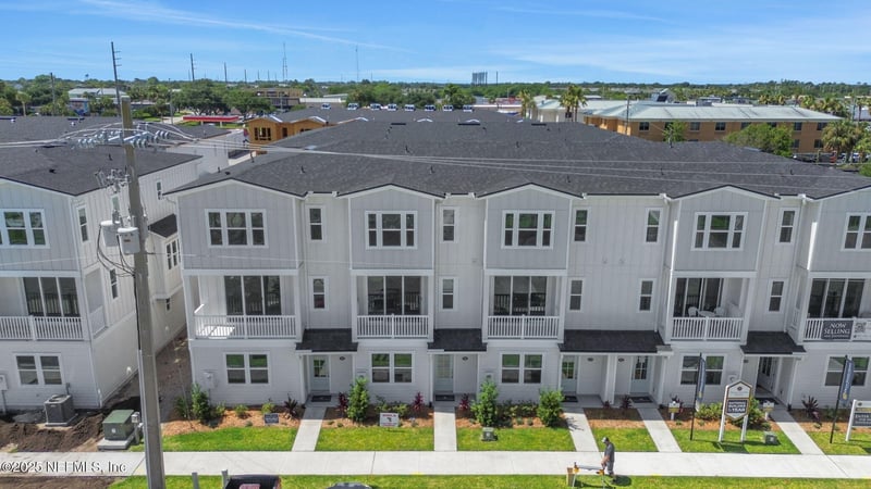 1058 2nd Ave, Jacksonville Beach, FL 32250