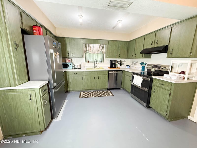 15904 15th Pl, Starke, FL 32091