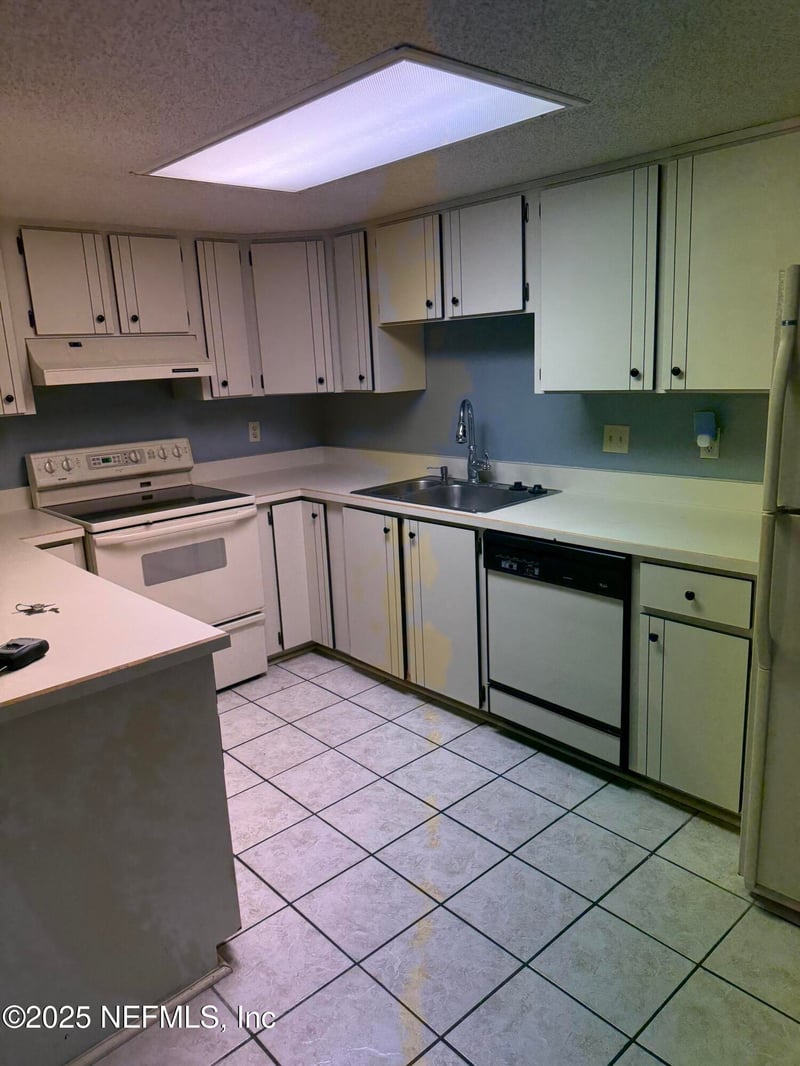 10507 Bigtree Cir, Jacksonville, FL 32257