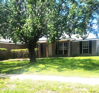 1254 Mcgirts Creek Dr, Jacksonville, FL 32221