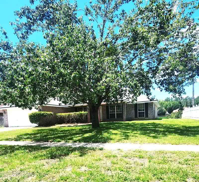 1254 Mcgirts Creek Dr, Jacksonville, FL 32221