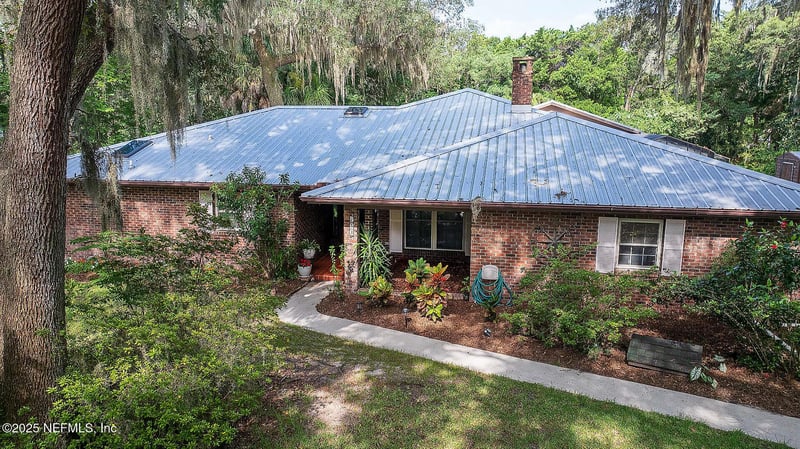 231 Creekside Dr, St Augustine, FL 32086