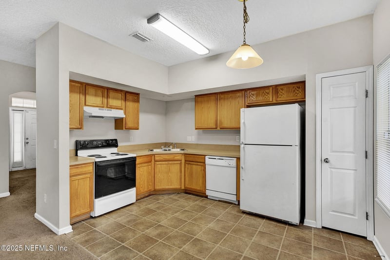 5260 Collins Rd #1305, Jacksonville, FL 32244