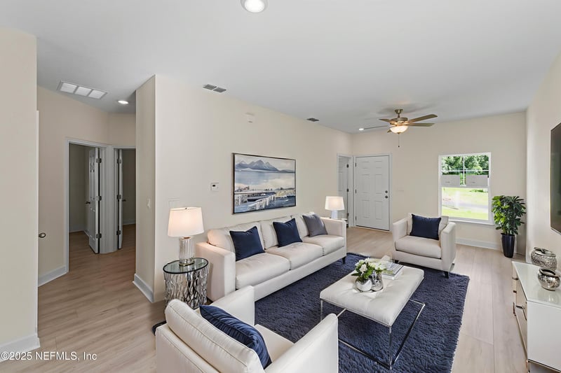 8763 Susie St, Jacksonville, FL 32210