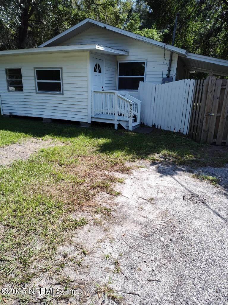 9626 Mcdaniels Dr, Jacksonville, FL 32210