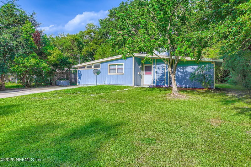 794 La Marche Dr, Jacksonville, FL 32205