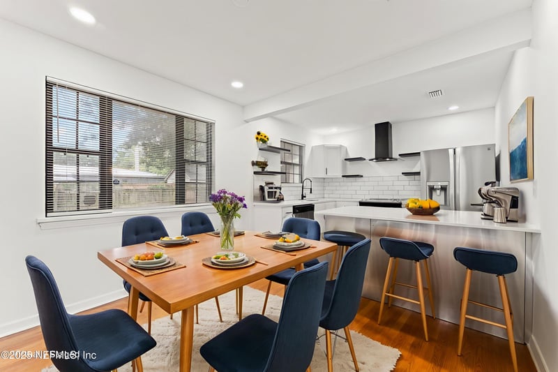 6014 Woodside Dr, Jacksonville, FL 32210