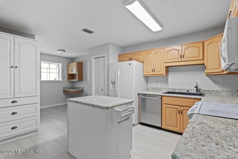 101 Roberts Ct, Palatka, FL 32177