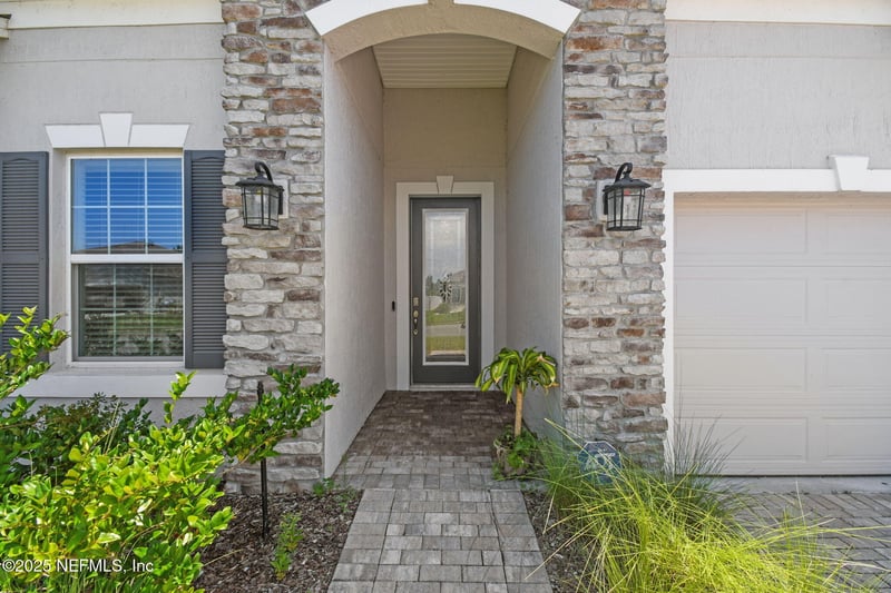 305 Ocean Jasper Dr, St Augustine, FL 32086