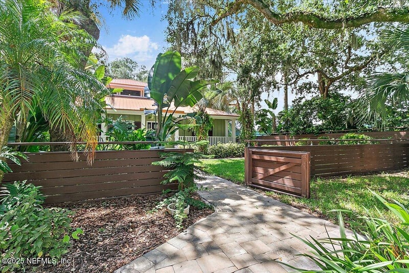 309 Amelia Ct, St Augustine, FL 32080