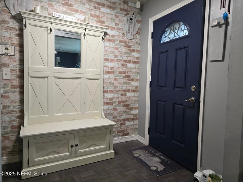 6051 Foxfire Ct, Jacksonville, FL 32244