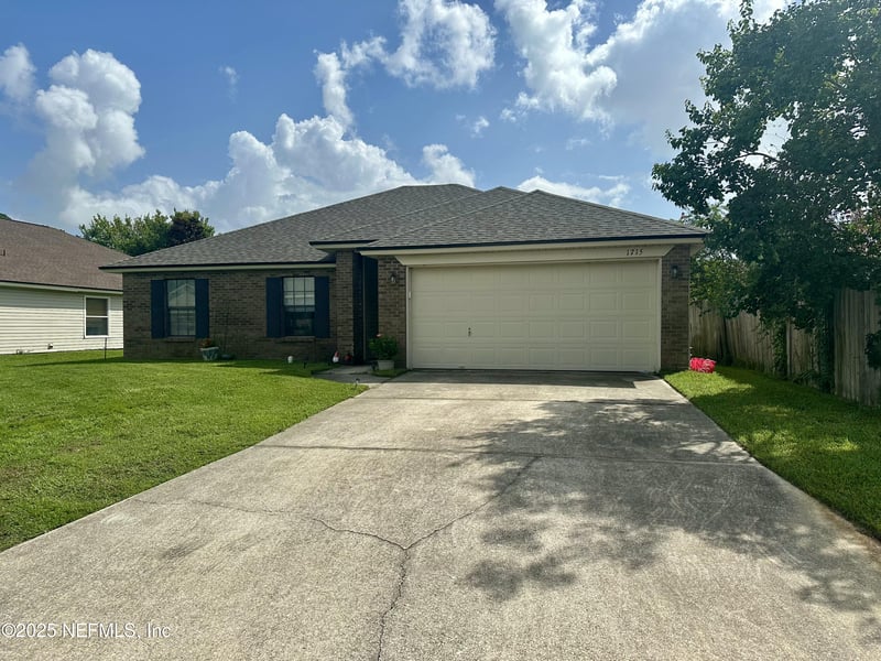 1715 Saw Lake Dr, Middleburg, FL 32068