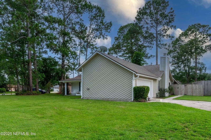 10288 Bent Tree Ln, Jacksonville, FL 32257