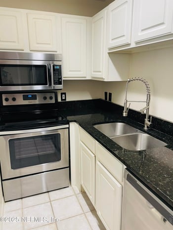 13703 Richmond Park Dr #1510, Jacksonville, FL 32224