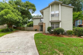 3604 Heathwood Ct, Jacksonville, FL 32277