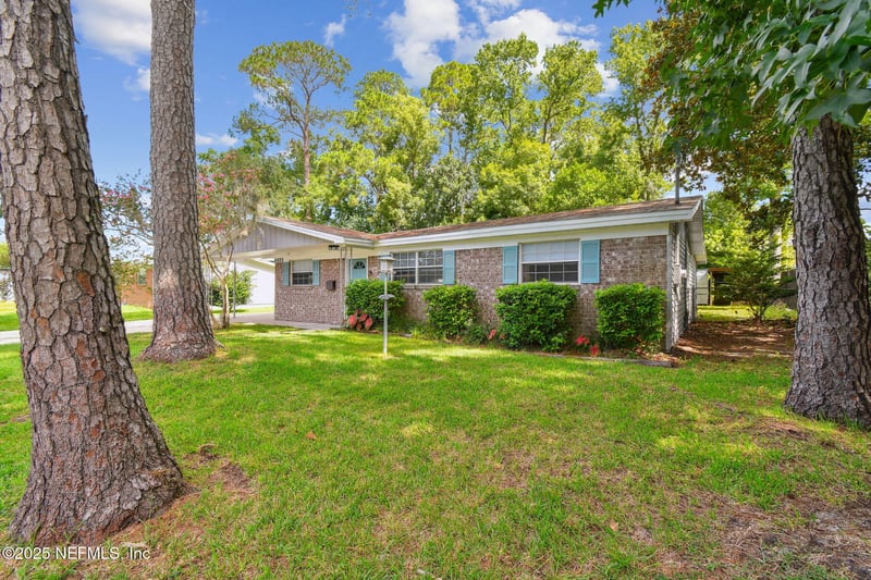 4423 Clinton Ave, Jacksonville, FL 32207
