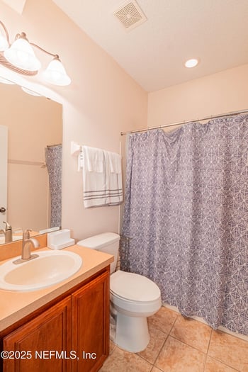 3853 Victoria Lakes Dr, Jacksonville, FL 32226