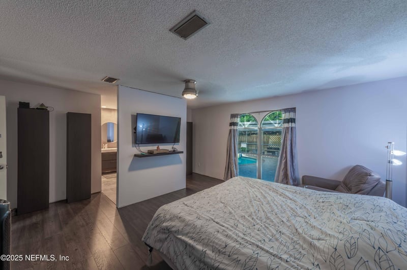 11515 Sedgemoore Dr, Jacksonville, FL 32223