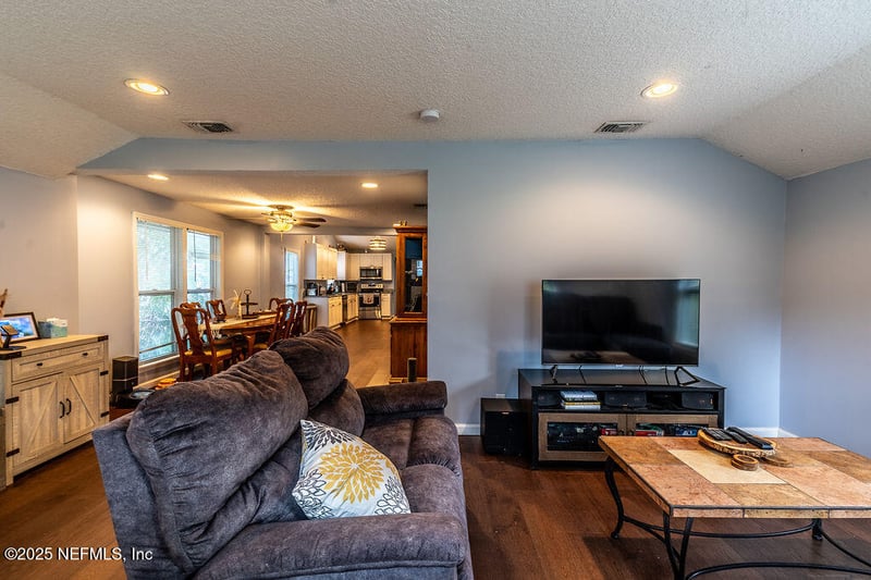 4259 Trout River Blvd, Jacksonville, FL 32208