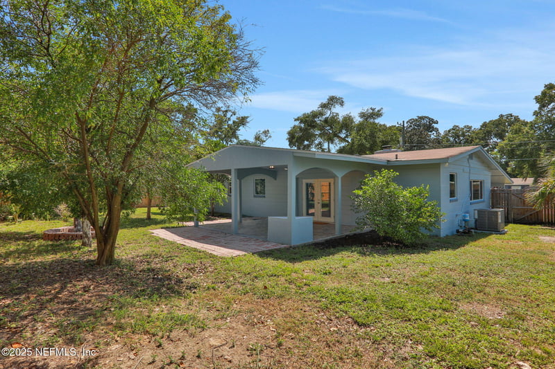 3849 Rogero Rd, Jacksonville, FL 32277