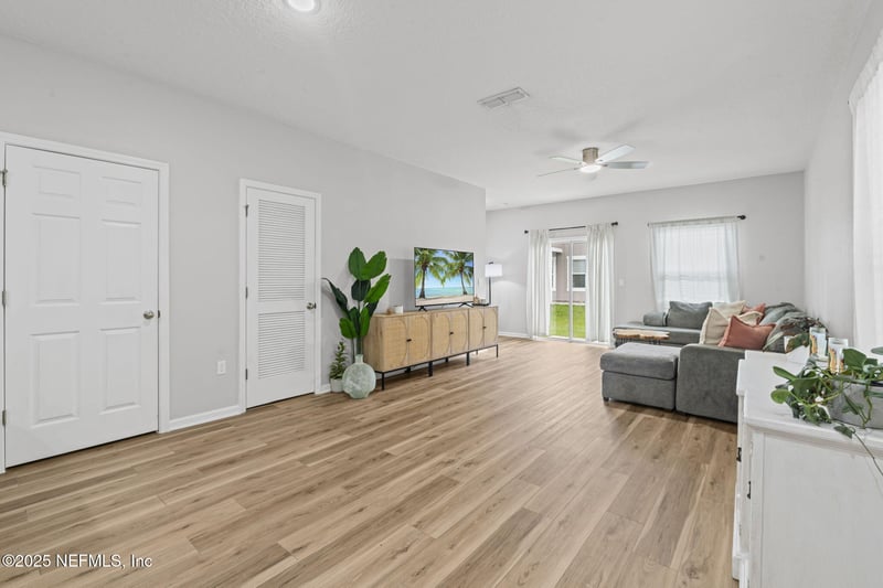 852 Capitol Pw, Jacksonville, FL 32218