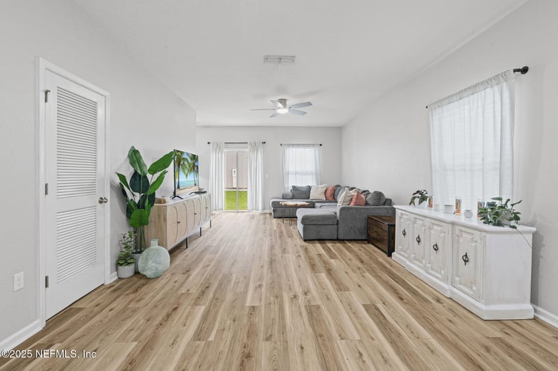 852 Capitol Pw, Jacksonville, FL 32218