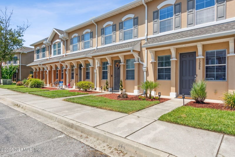 12996 Springs Manor Dr, Jacksonville, FL 32258
