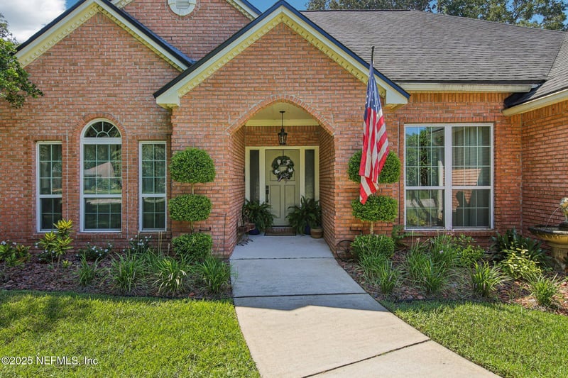 1747 Southpoint Cv, St Johns, FL 32259