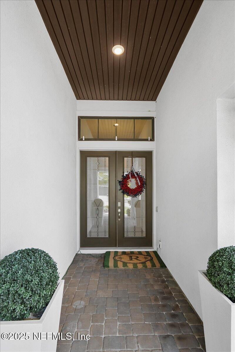 199 Marquesa Cir, St Johns, FL 32259