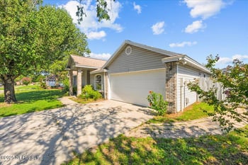 9125 Camshire Dr, Jacksonville, FL 32244