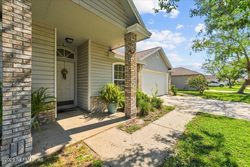 9125 Camshire Dr, Jacksonville, FL 32244