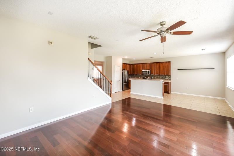 8333 Highgate Dr, Jacksonville, FL 32216