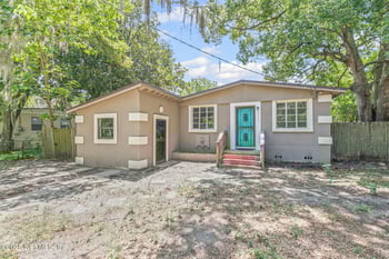 6773 Restlawn Dr, Jacksonville, FL 32208