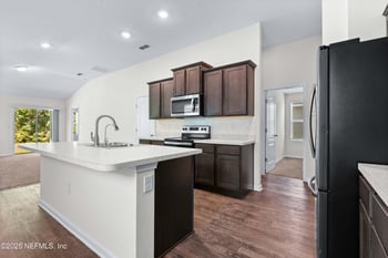 5864 Calvary Dr, Jacksonville, FL 32244