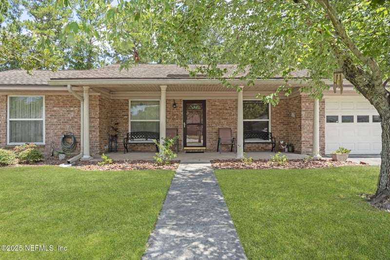 3444 Chrysler Dr, Jacksonville, FL 32257
