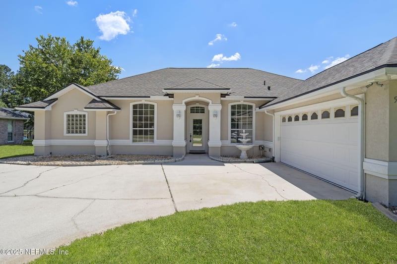 5673 Piper Glen Blvd, Jacksonville, FL 32222