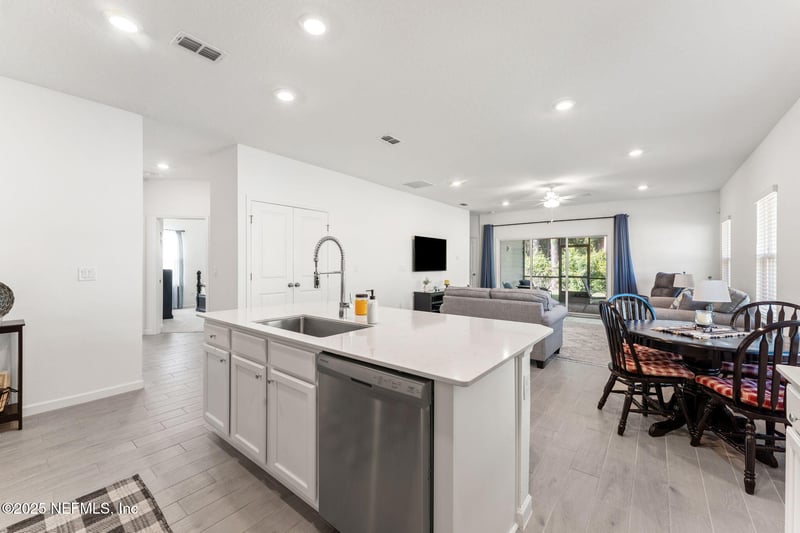 2828 Hammock Dale Ct, Green Cove Springs, FL 32043