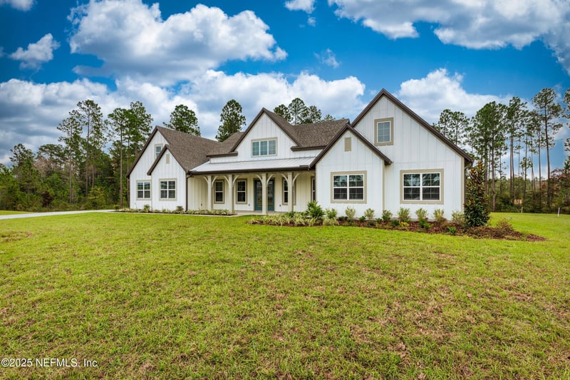 36199 Pitch Ln, Hilliard, FL 32046