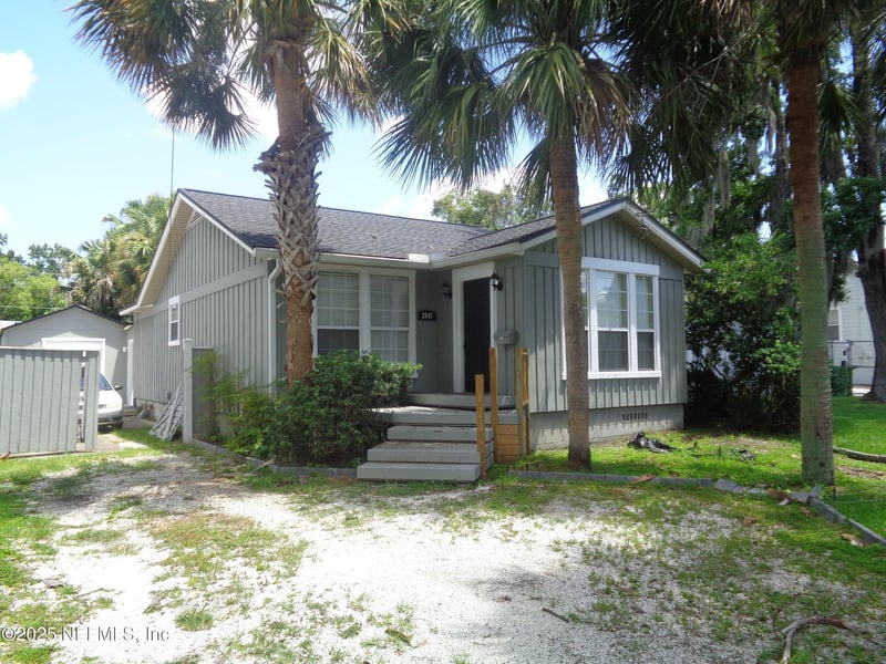 2347 Lake Shore Blvd, Jacksonville, FL 32210