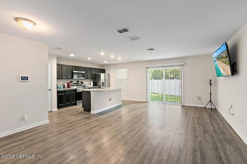 2235 3rd Ave, Jacksonville, FL 32208