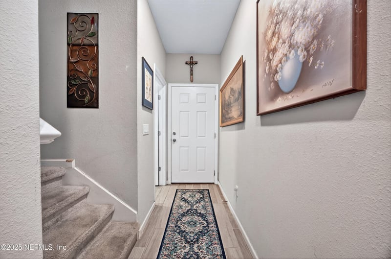 10302 Benson Lake Dr, Jacksonville, FL 32222